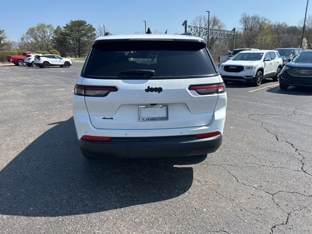 2023 Jeep Grand Cherokee L Altitude 4x4