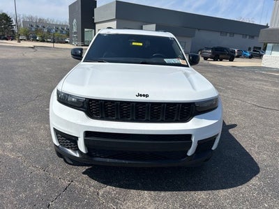 2023 Jeep Grand Cherokee L Altitude 4x4