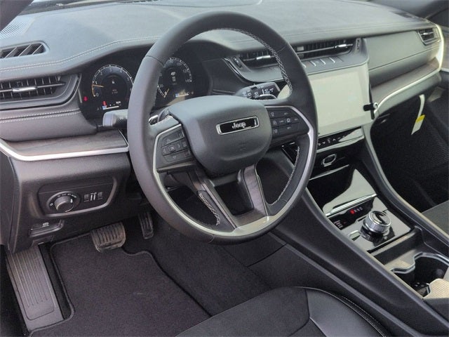 2026 Jeep Grand Cherokee L GRAND CHEROKEE L LAREDO ALTITUDE 4X4