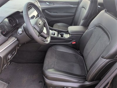 2026 Jeep Grand Cherokee L GRAND CHEROKEE L LAREDO ALTITUDE 4X4