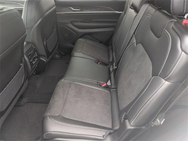 2026 Jeep Grand Cherokee L GRAND CHEROKEE L LAREDO ALTITUDE 4X4