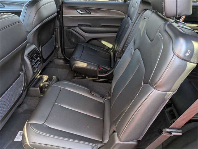 2025 Jeep Grand Cherokee L GRAND CHEROKEE L LIMITED 4X4