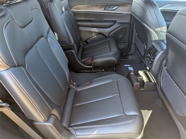 2025 Jeep Grand Cherokee L GRAND CHEROKEE L LIMITED 4X4