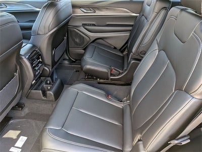 2025 Jeep Grand Cherokee L GRAND CHEROKEE L LIMITED 4X4