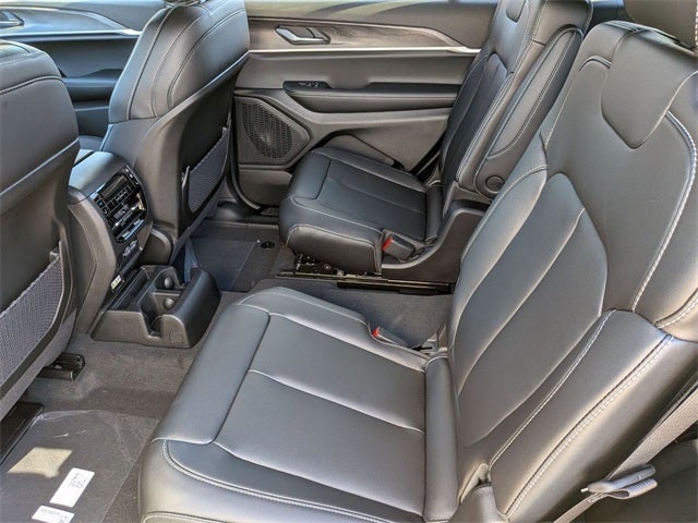 2025 Jeep Grand Cherokee L GRAND CHEROKEE L LIMITED 4X4