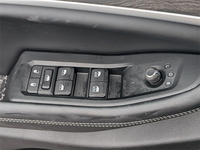 2025 Jeep Grand Cherokee L GRAND CHEROKEE L LIMITED 4X4