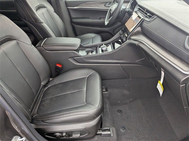 2025 Jeep Grand Cherokee L GRAND CHEROKEE L LIMITED 4X4