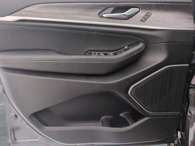 2026 Jeep Grand Cherokee GRAND CHEROKEE L LIMITED RESERVE 4X4