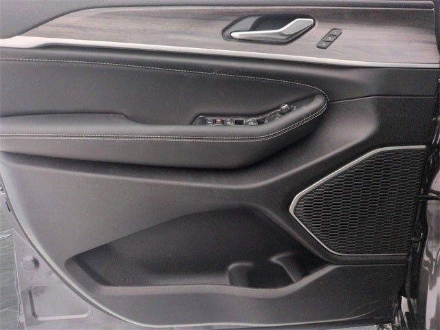 2026 Jeep Grand Cherokee GRAND CHEROKEE L LIMITED RESERVE 4X4