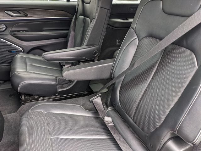 2022 Jeep Grand Cherokee L Overland 4x4