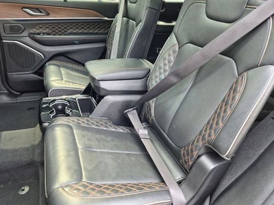 2023 Jeep Grand Cherokee L Summit 4x4