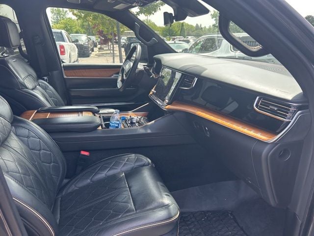 2024 Jeep Grand Wagoneer L Series III 4x4