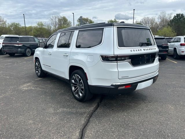 2022 Jeep Grand Wagoneer Series III