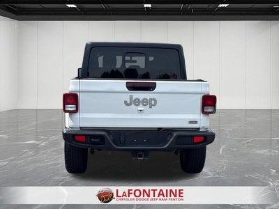 2022 Jeep Gladiator Overland 4x4
