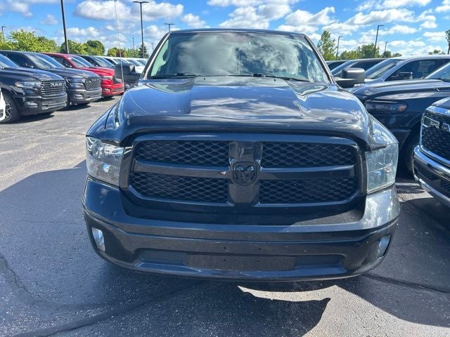 2018 RAM 1500 Big Horn Crew Cab 4x4 5'7' Box