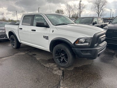 2024 RAM 1500 Classic Warlock Crew Cab 4x4 5'7' Box
