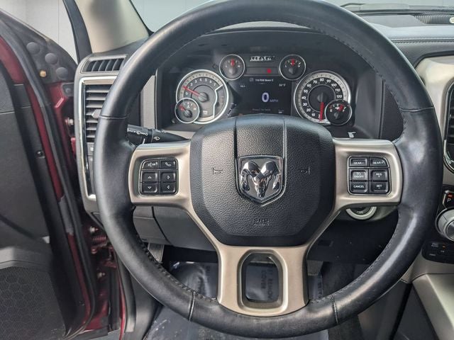 2017 RAM 1500 Laramie Crew Cab 4x4 5'7' Box