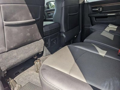 2017 RAM 1500 Laramie Crew Cab 4x4 5'7' Box