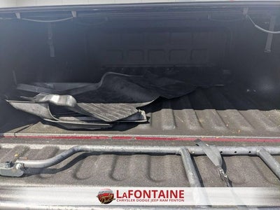2017 RAM 1500 Laramie Crew Cab 4x4 5'7' Box