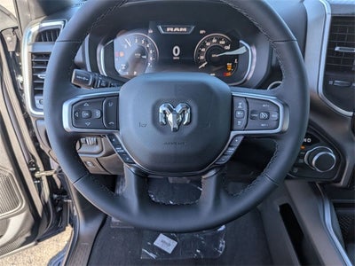 2025 RAM Ram 1500 RAM 1500 BIG HORN CREW CAB 4X4 5'7' BOX