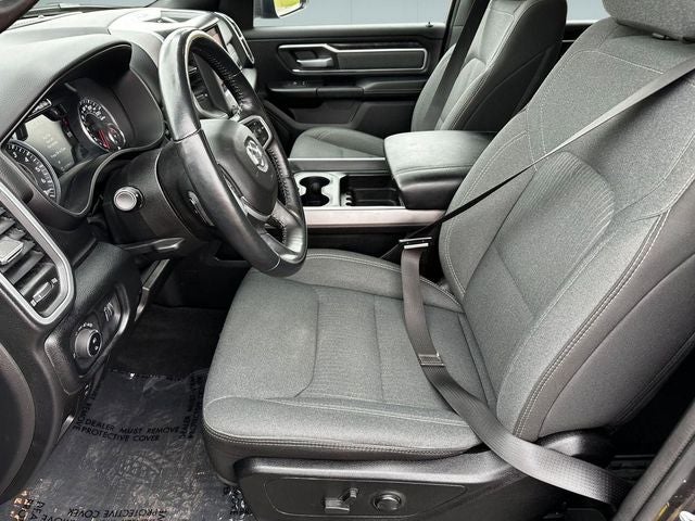 2022 RAM 1500 Big Horn Crew Cab 4x4 5'7' Box