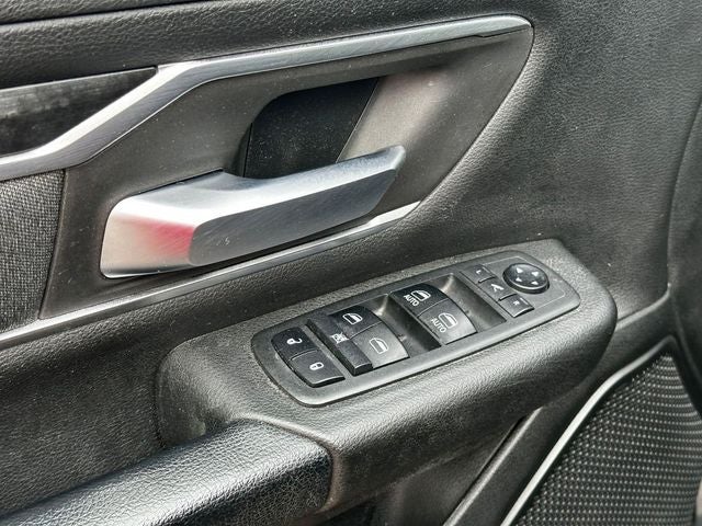 2019 RAM 1500 Big Horn/Lone Star Crew Cab 4x4 5'7' Box
