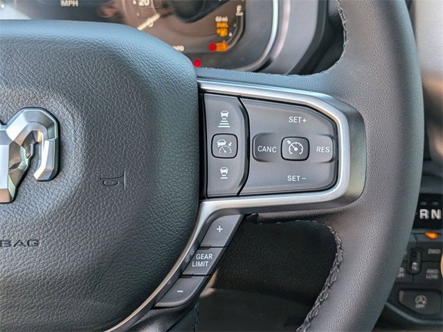 2025 RAM Ram 1500 RAM 1500 BIG HORN CREW CAB 4X4 5'7' BOX