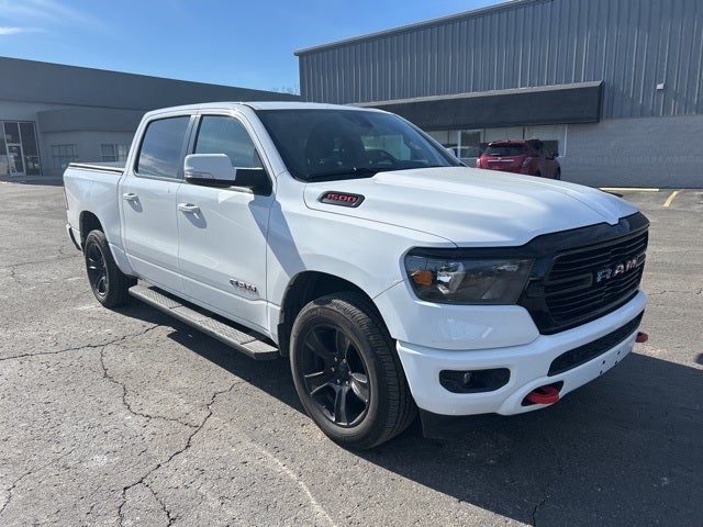 2020 RAM 1500 Big Horn Crew Cab 4x4 5'7' Box