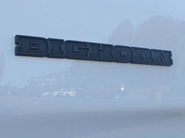 2020 RAM 1500 Big Horn Crew Cab 4x4 5'7' Box