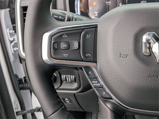 2025 RAM Ram 1500 RAM 1500 BIG HORN CREW CAB 4X4 5'7' BOX