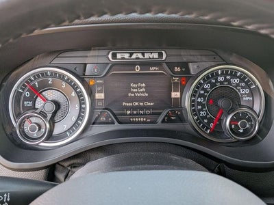 2020 RAM 1500 Big Horn Crew Cab 4x4 5'7' Box