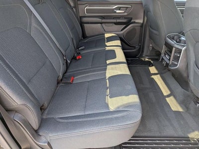 2020 RAM 1500 Big Horn Crew Cab 4x4 5'7' Box