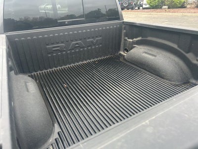 2020 RAM 1500 Big Horn Crew Cab 4x4 5'7' Box