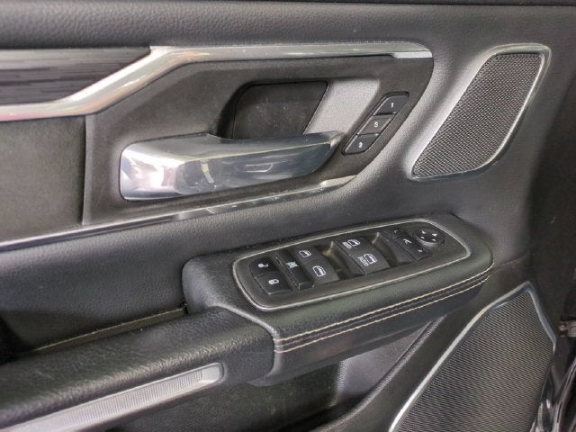 2023 RAM 1500 Laramie Crew Cab 4x4 5'7' Box