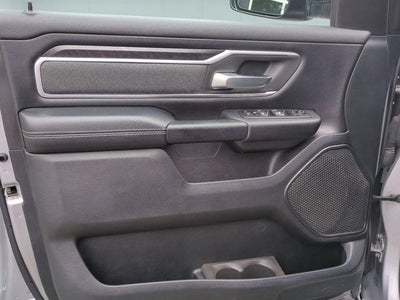 2020 RAM 1500 Big Horn Crew Cab 4x4 5'7' Box