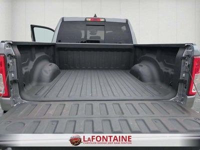 2020 RAM 1500 Big Horn Crew Cab 4x4 5'7' Box