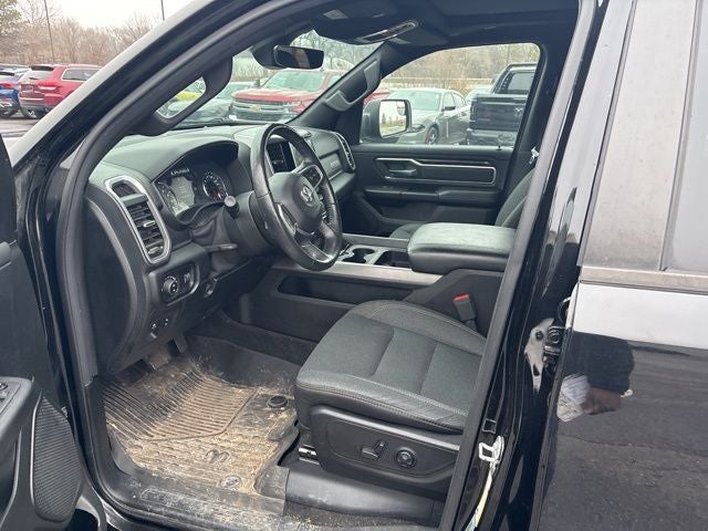 2020 RAM 1500 Big Horn Crew Cab 4x4 5'7' Box