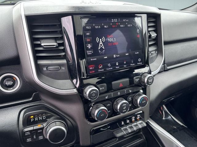 2020 RAM 1500 Big Horn Crew Cab 4x4 5'7' Box