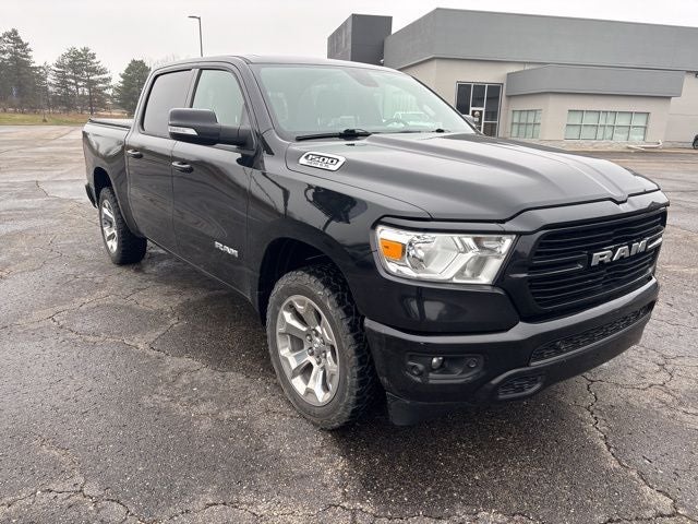 2020 RAM 1500 Big Horn Crew Cab 4x4 5'7' Box