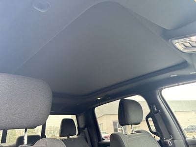 2020 RAM 1500 Big Horn Crew Cab 4x4 5'7' Box