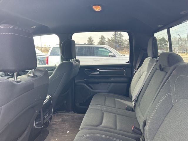 2020 RAM 1500 Big Horn Crew Cab 4x4 5'7' Box