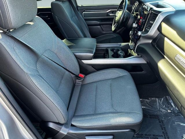 2022 RAM 1500 Big Horn Crew Cab 4x4 5'7' Box