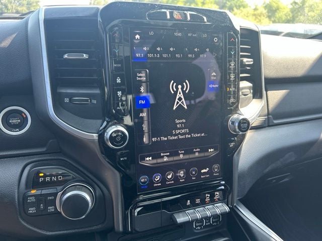 2019 RAM 1500 Big Horn/Lone Star Crew Cab 4x4 5'7' Box