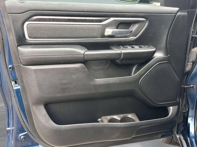 2020 RAM 1500 Big Horn Crew Cab 4x4 5'7' Box