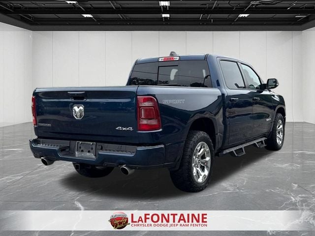 2020 RAM 1500 Big Horn Crew Cab 4x4 5'7' Box