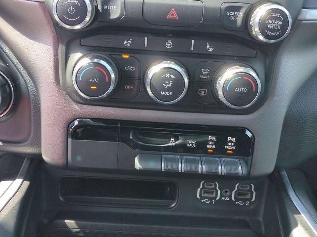 2021 RAM 1500 Big Horn Crew Cab 4x4 5'7' Box