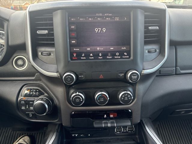 2019 RAM 1500 Big Horn/Lone Star Crew Cab 4x4 5'7' Box