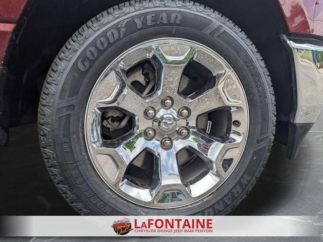 2022 RAM 1500 Big Horn Crew Cab 4x4 5'7' Box