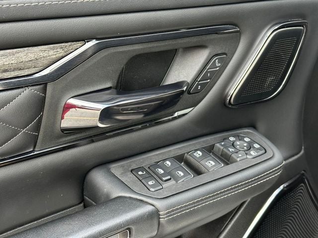 2025 RAM 1500 Limited Crew Cab 4x4 5'7' Box