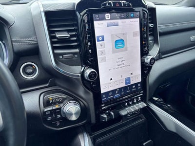 2023 RAM 1500 Laramie Crew Cab 4x4 5'7' Box